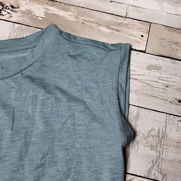 Mountain hardwear rolled sleeve muscle tank shirt split back green - Picture 3 of 8